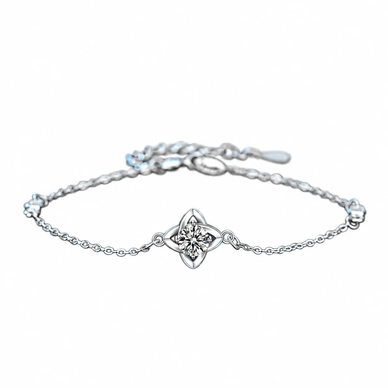 Clover 925 Sterling Silver Prong-Set Moissanite Chain Bracelet