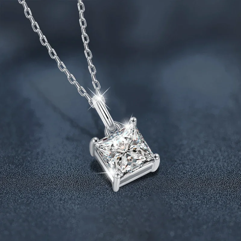 Radiant 925 Sterling Silver Princess-Cut Four-Prong Necklace