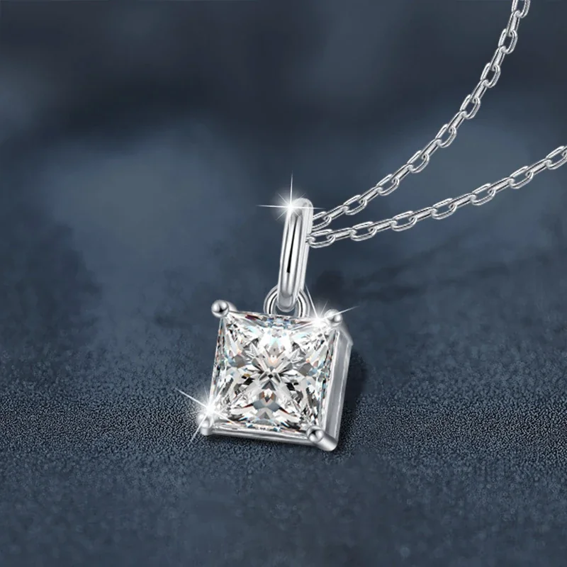Radiant 925 Sterling Silver Princess-Cut Four-Prong Necklace