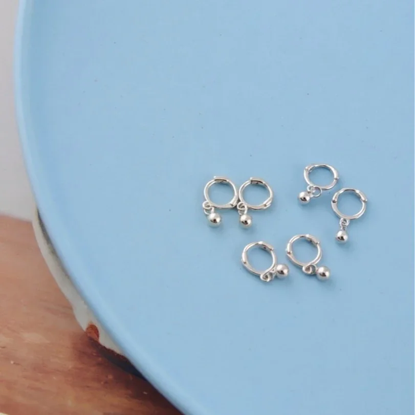 Minimal Copper Bead-Drop Round Hoop Earrings