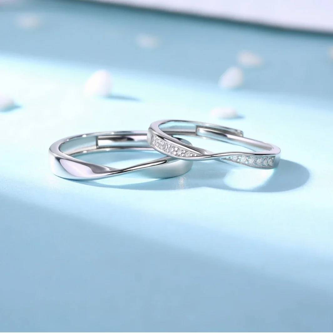 Twisted Pavé 925 Sterling Silver Moissanite Couple Rings