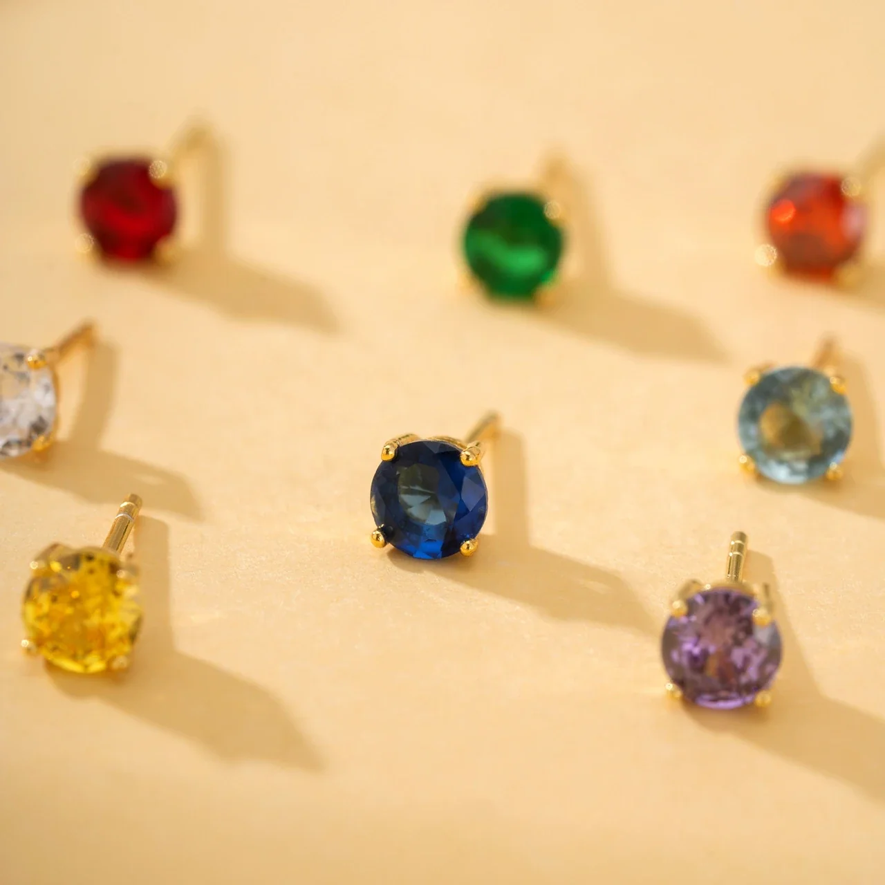 Vibrant 925 Sterling Silver Round Four-Prong Stud Earrings