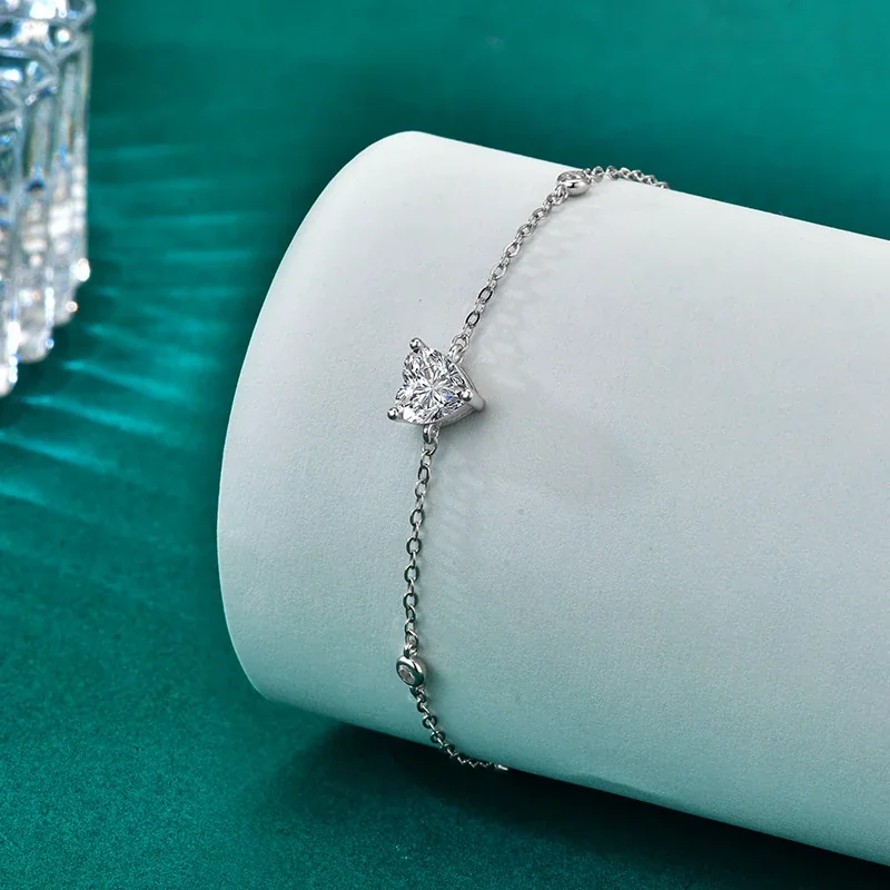 Delicate 925 Sterling Silver Heart Prong-Set Station Bracelet
