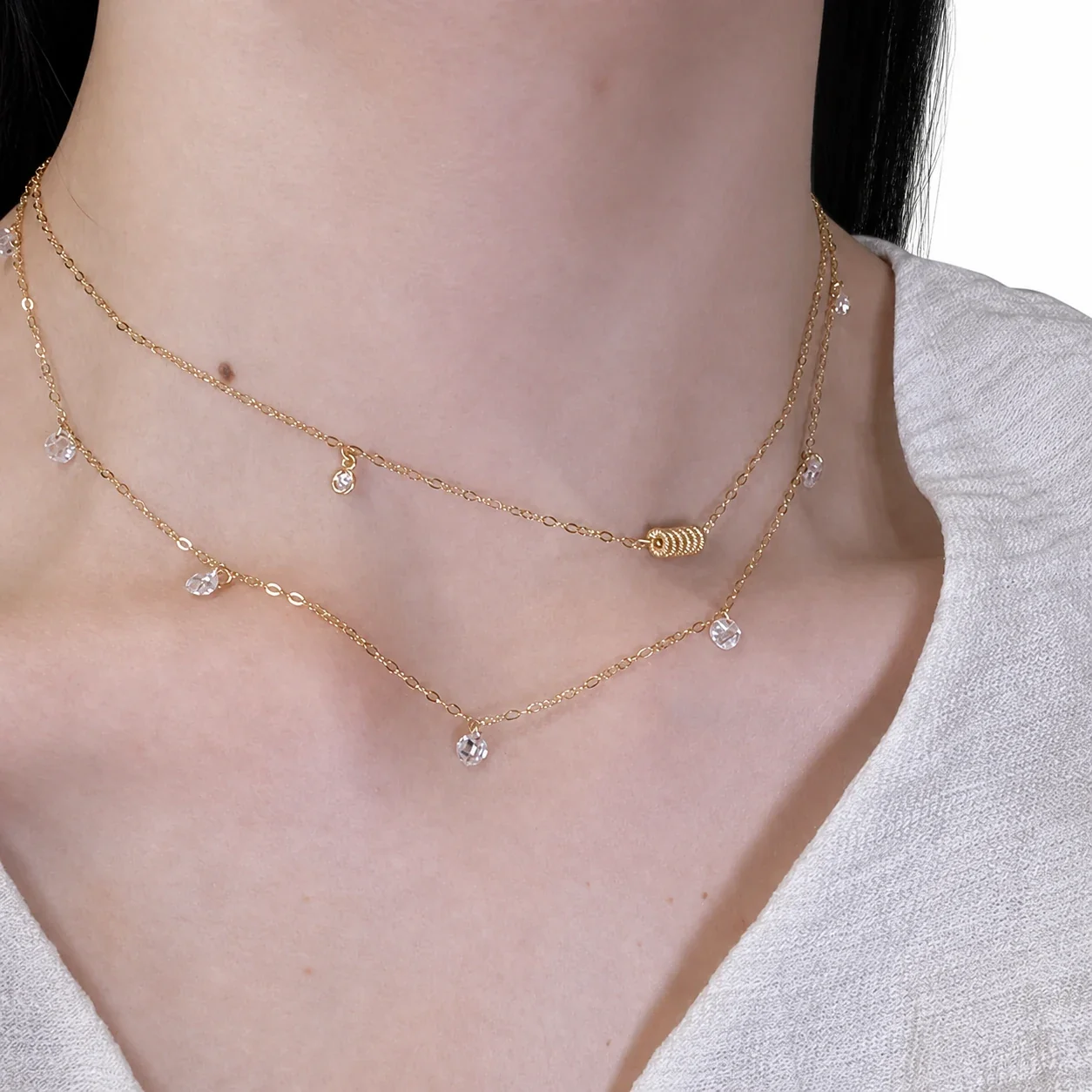 Delicate Rose Gold-Plated Ribbed Barrel Crystal Copper Necklace