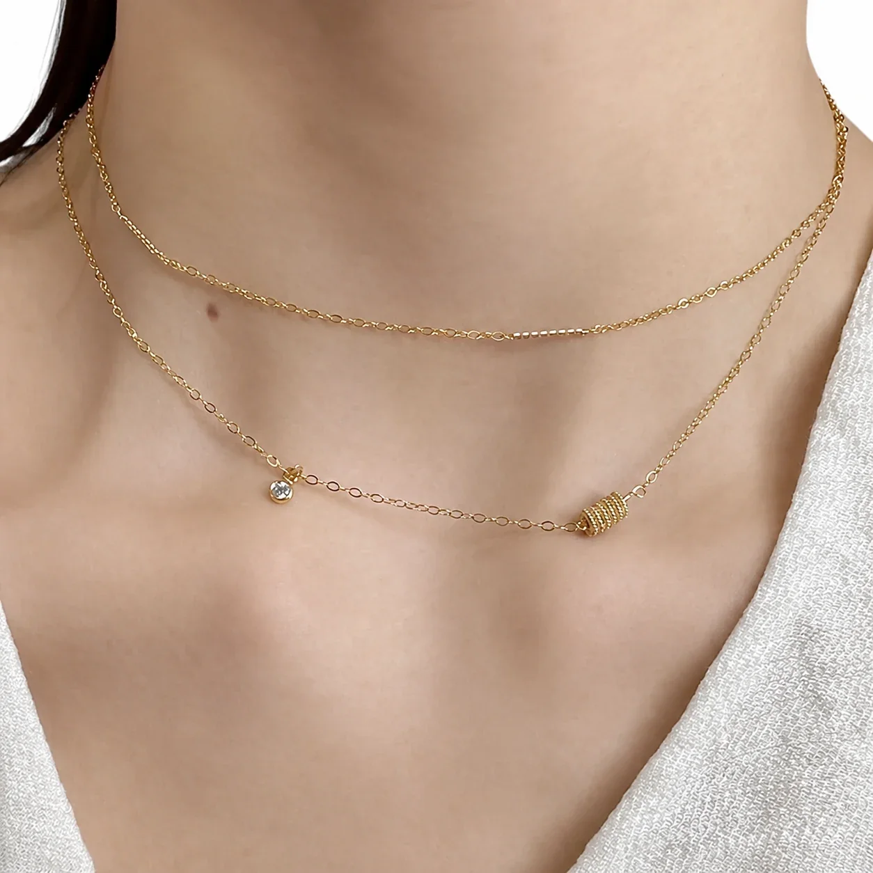 Delicate Rose Gold-Plated Ribbed Barrel Crystal Copper Necklace