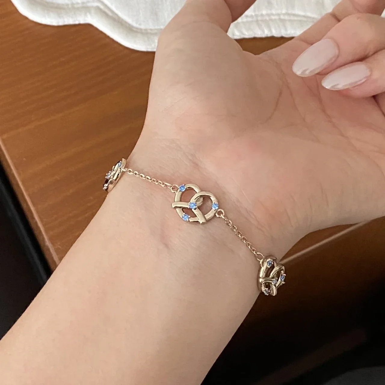 Vintage Copper Gold-Plated Knot Motif Blue Stone Bracelet