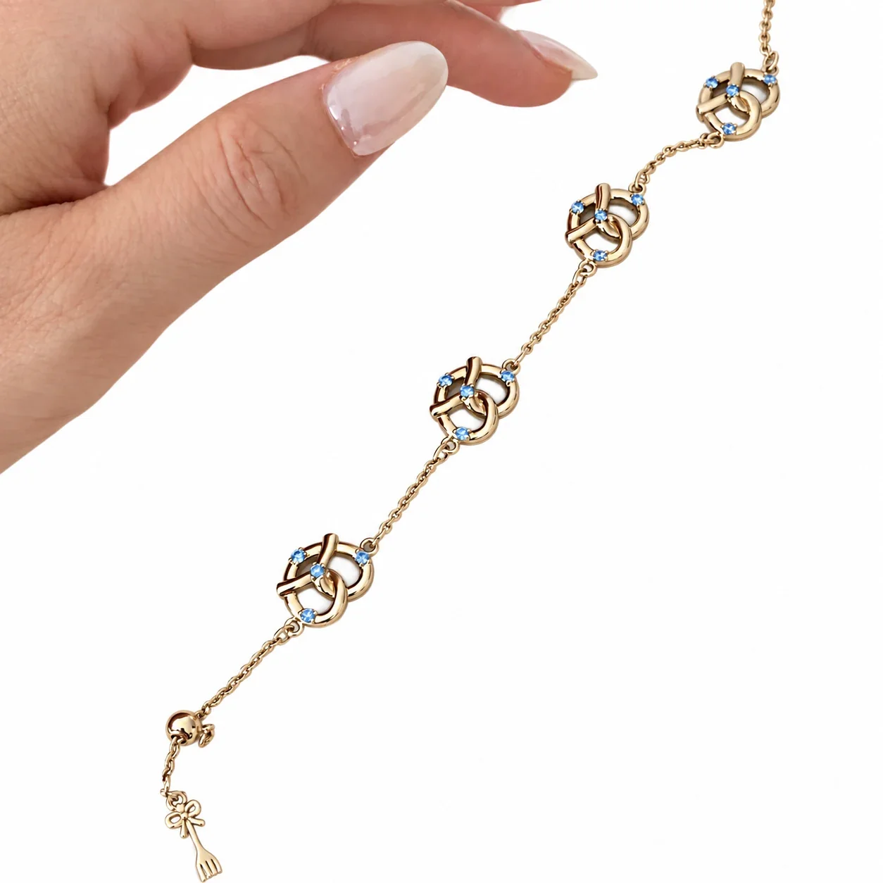Vintage Copper Gold-Plated Knot Motif Blue Stone Bracelet