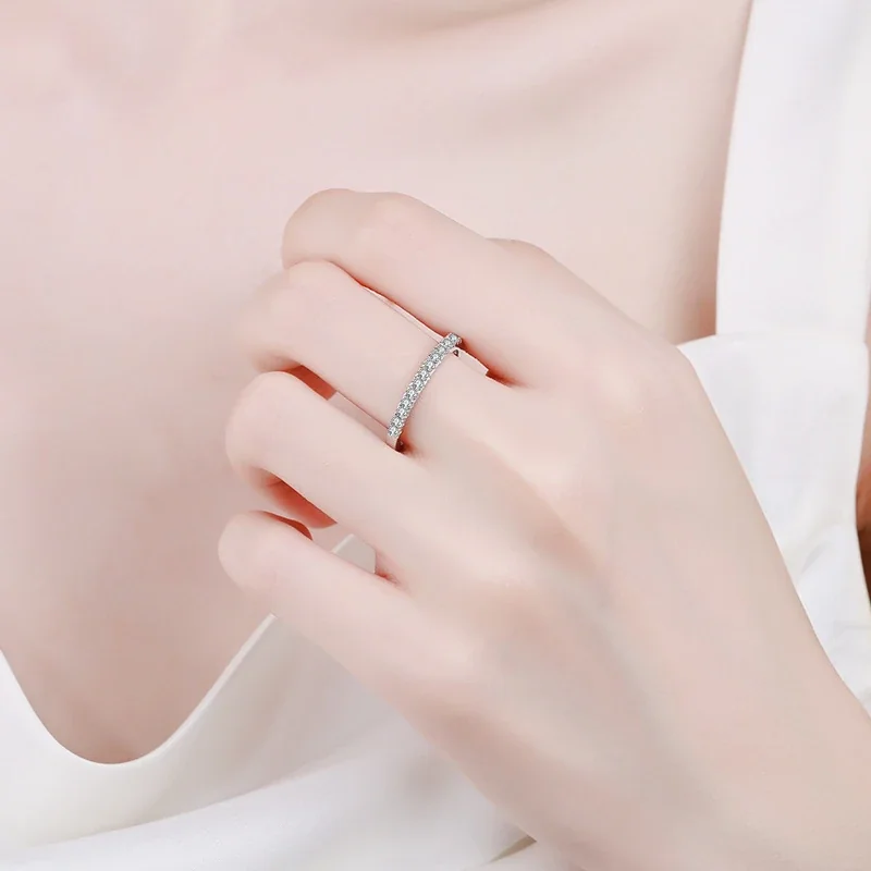 Refined Platinum-Plated Pavé Slim 925 Sterling Silver Ring