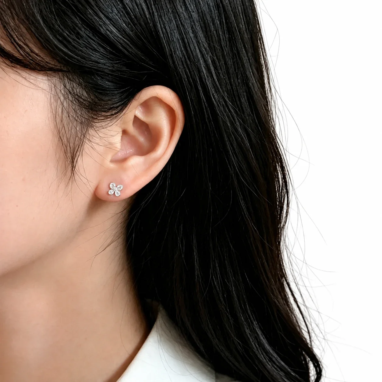 Delicate 925 Sterling Silver Pear-Cut Butterfly Stud Earrings