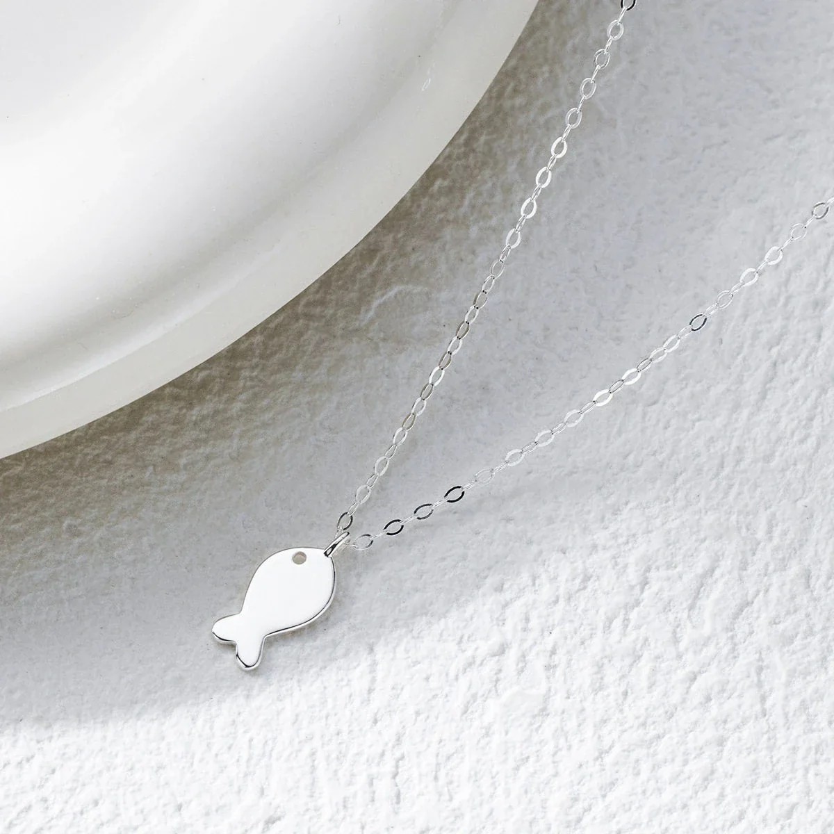 Petite Polished Fish 925 Sterling Silver Cable Necklace - Silver