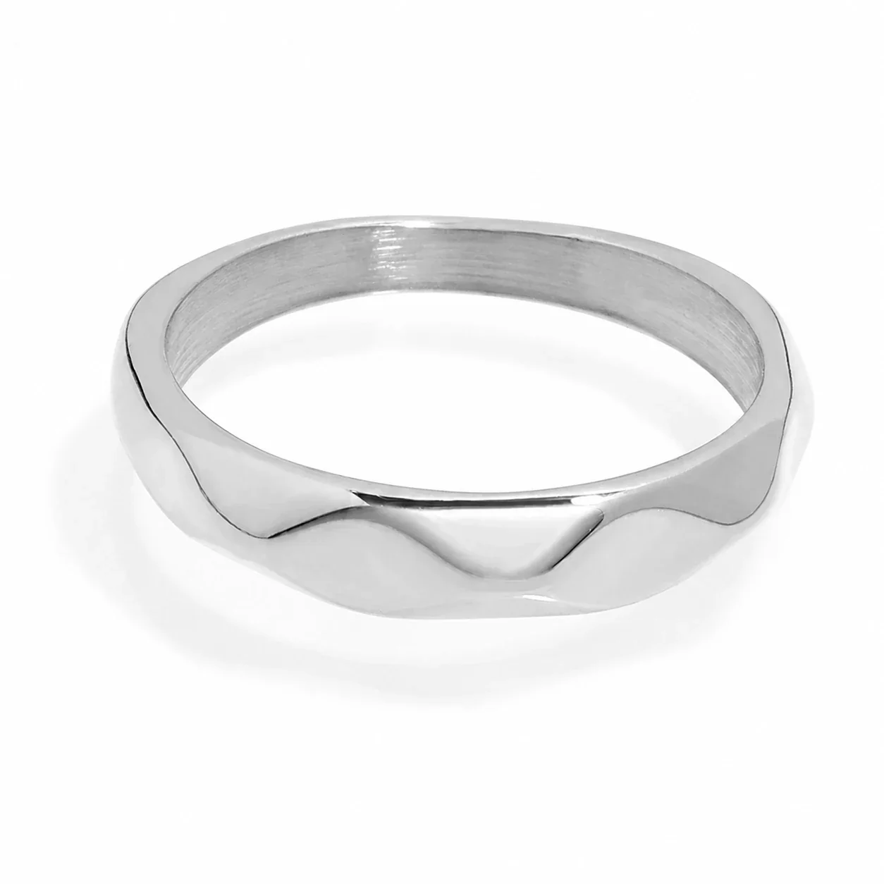Sleek Gold-Plated Pavé Crystal Hammered Stainless Steel Ring - Silver