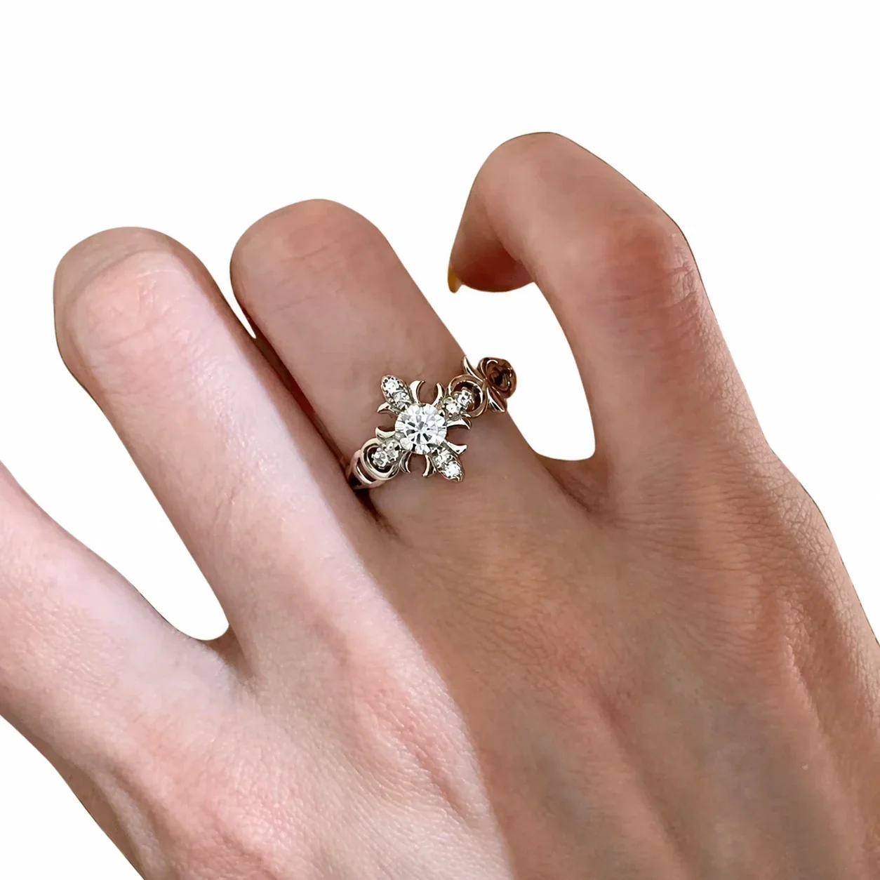 Ornate Fleur-de-Lis Round CZ Silver-Plated Copper Ring