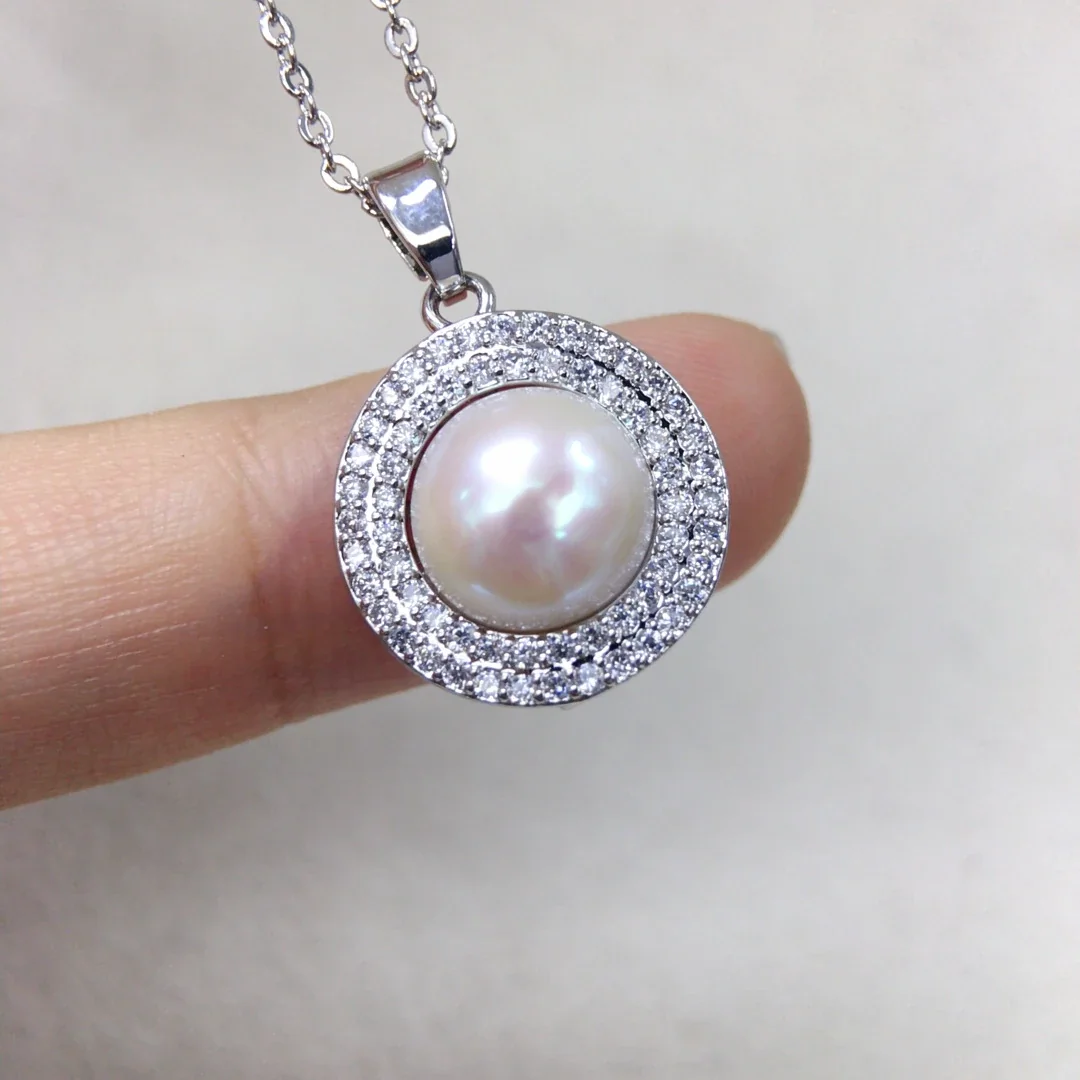 Refined Silver-Plated Pavé Halo Button Pearl Pendant Necklace