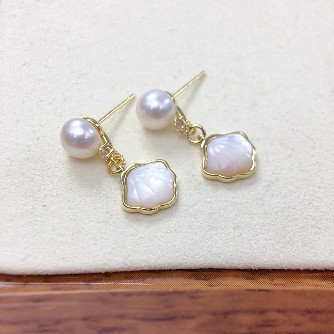 Luminous Gold-Plated Round Freshwater Pearl Shell Drop Earrings