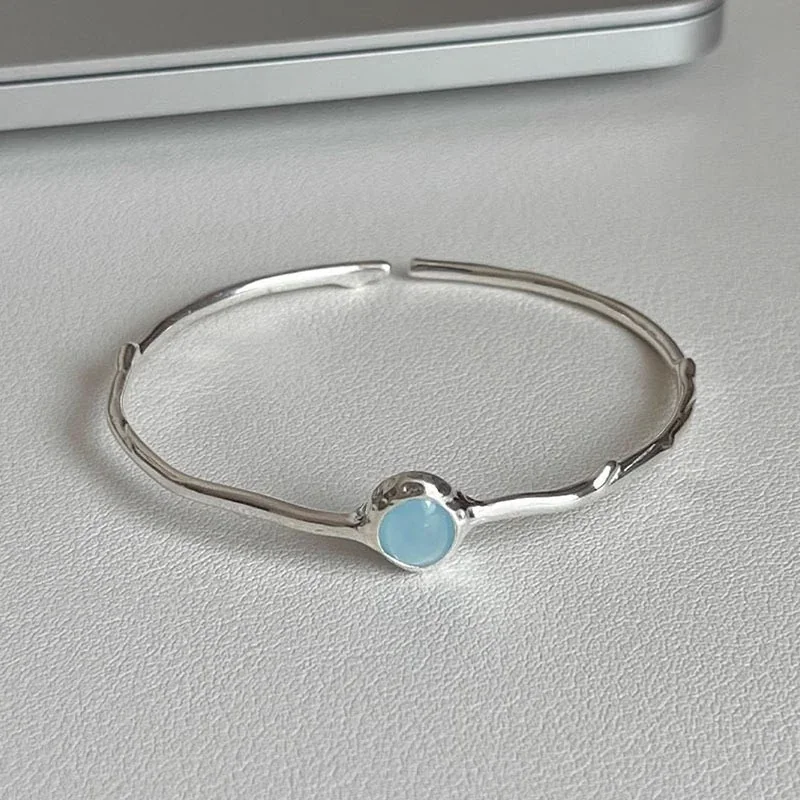 Organic Open-Cuff Round Blue Stone 925 Sterling Silver Bangle