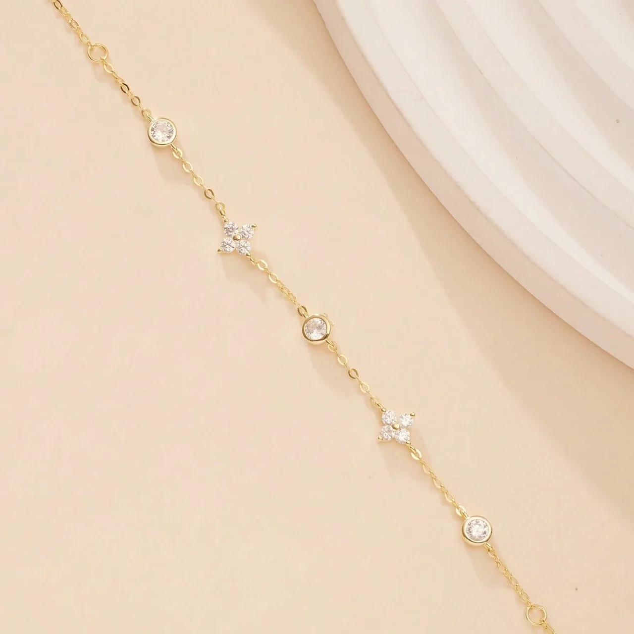 Delicate 925 Sterling Silver Clover Bezel CZ Anklet