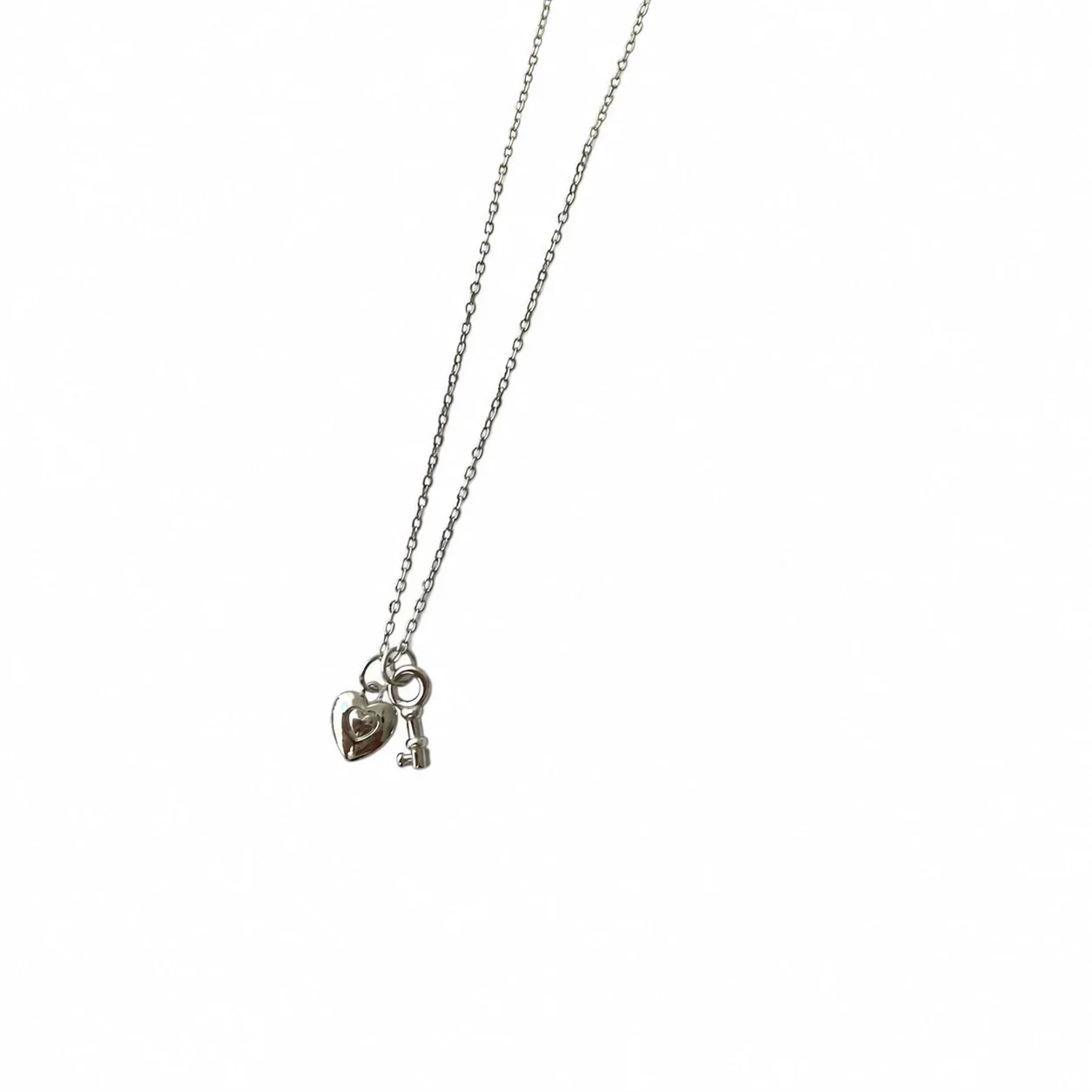 Delicate 925 Sterling Silver Heart Lock and Key Necklace - Silver