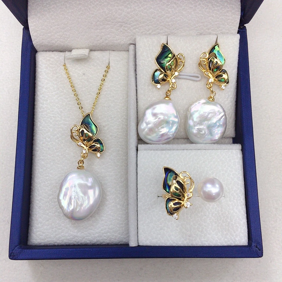Lustrous Gold-Plated Butterfly Baroque Freshwater Pearl Jewelry Set