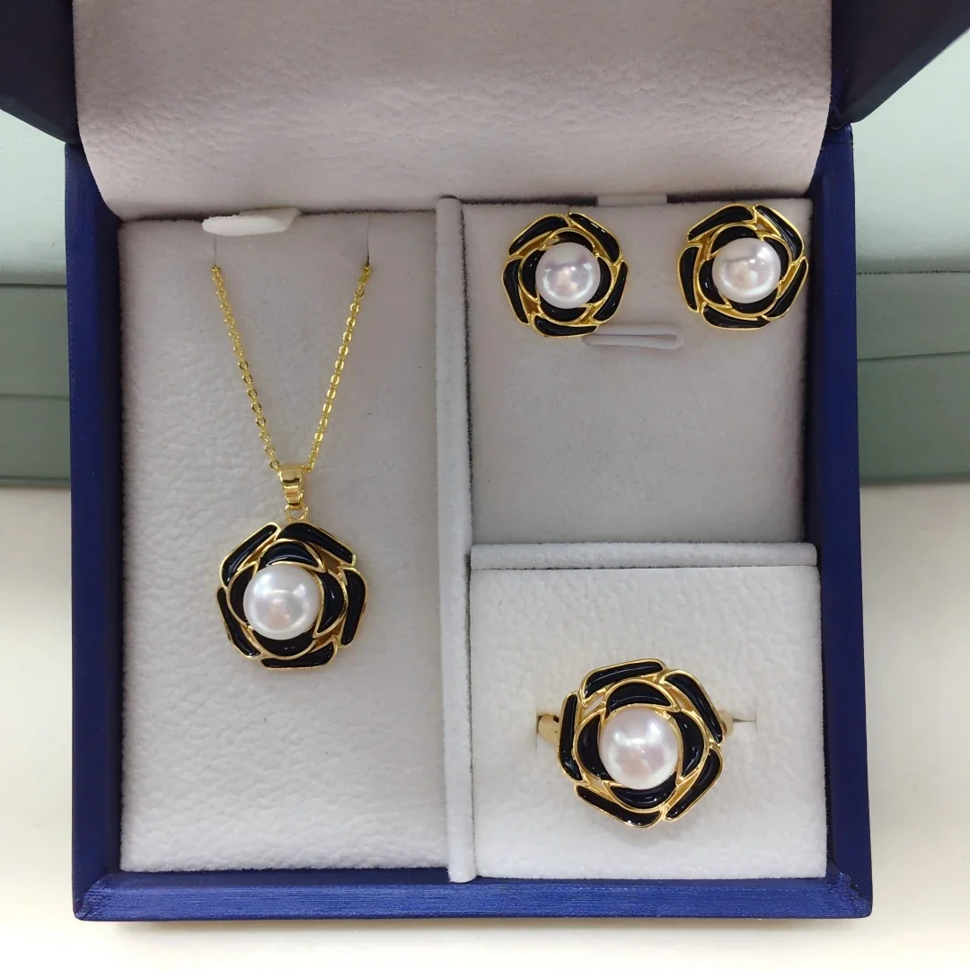 Dramatic Black Camellia Freshwater Pearl Jewelry Set