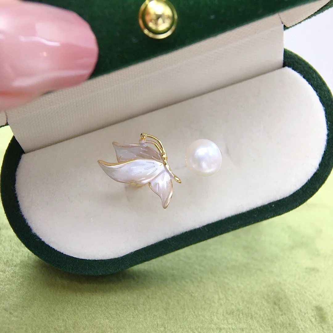 Carved Butterfly Gold-Plated Freshwater Pearl Open Ring