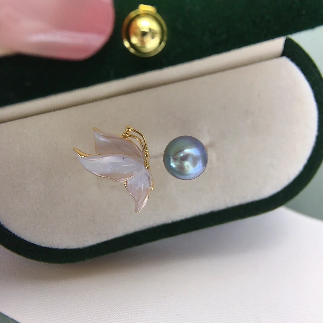Carved Butterfly Gold-Plated Freshwater Pearl Open Ring - Gray