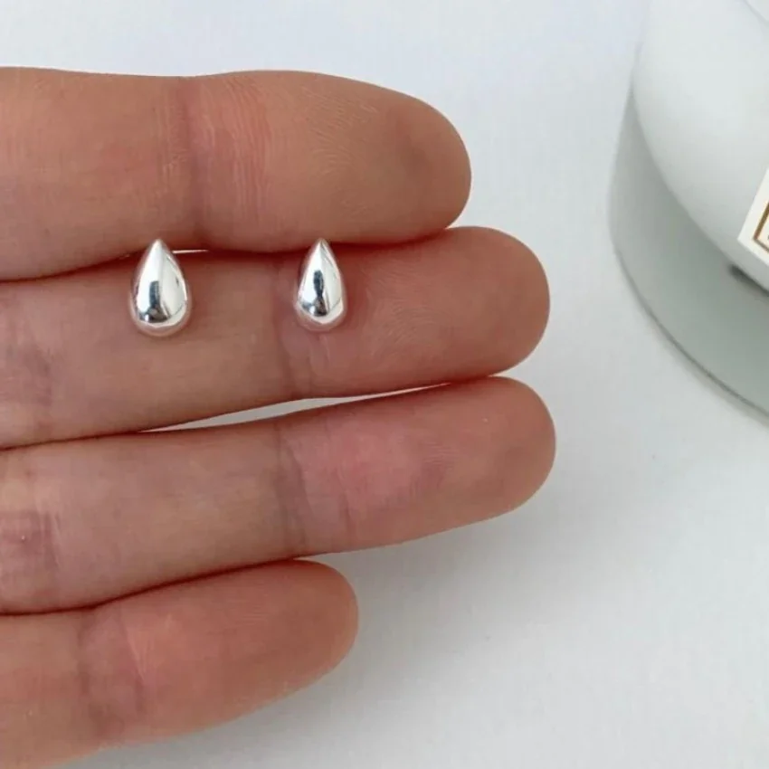 Sculptural 925 Sterling Silver Teardrop Dome Stud Earrings - Silver