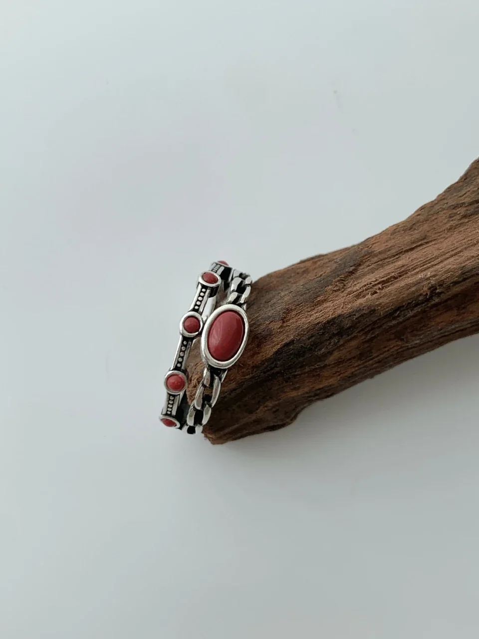 Vintage Silver-Plated Oval Red Bezel Copper Ring - Silver