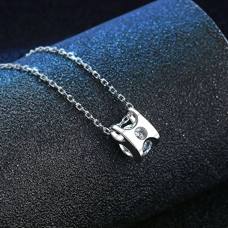 Refined Round Prong-Set 925 Sterling Silver Moissanite Necklace