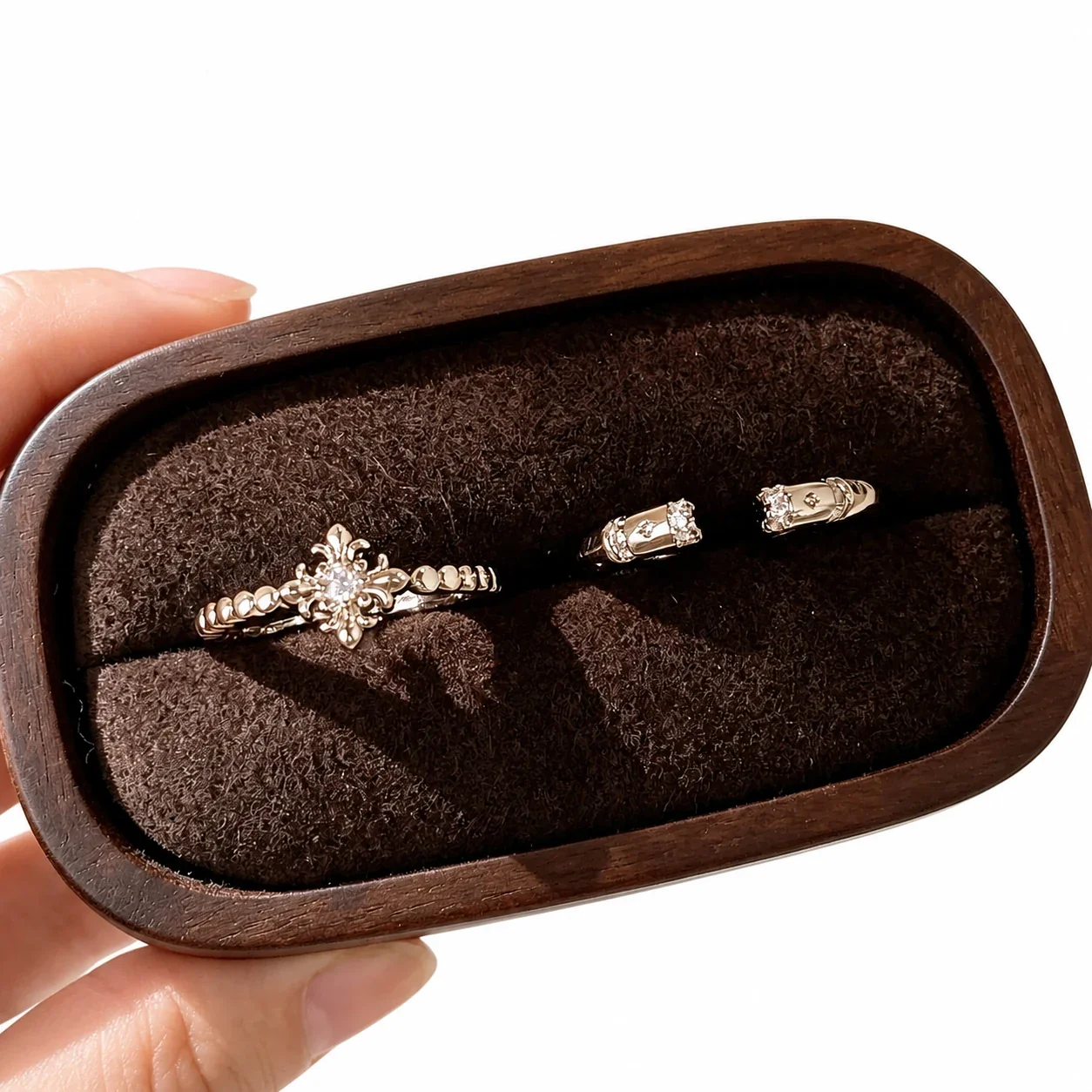 Ornate Fleur-de-Lis Gold-Plated Crystal Beaded Copper Ring