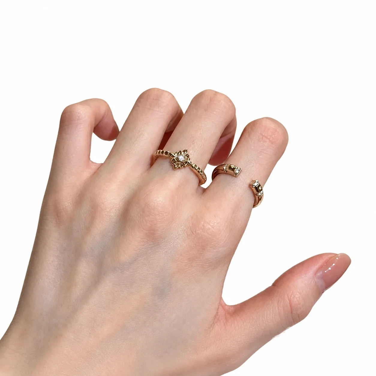 Ornate Fleur-de-Lis Gold-Plated Crystal Beaded Copper Ring