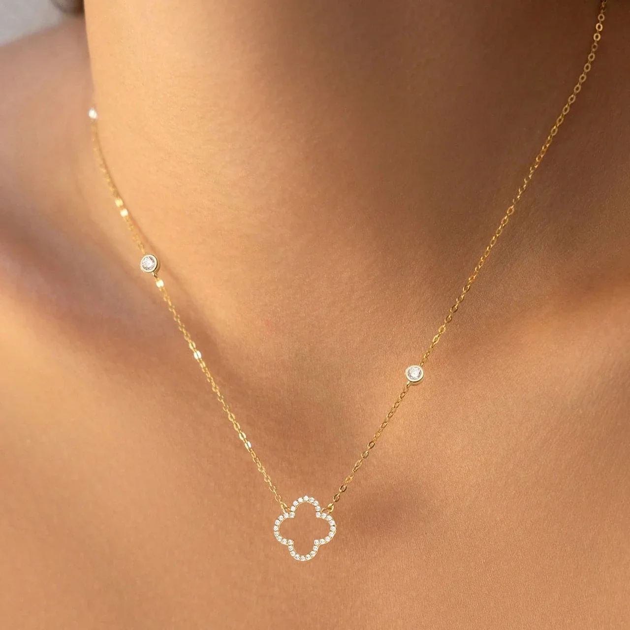 Delicate Clover Pavé 925 Sterling Silver Station Necklace - Gold
