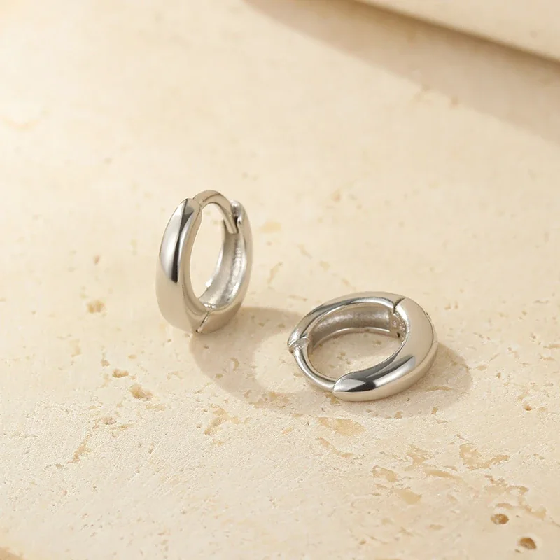 Sleek 925 Sterling Silver Rounded Hinged Hoop Earrings - Silver