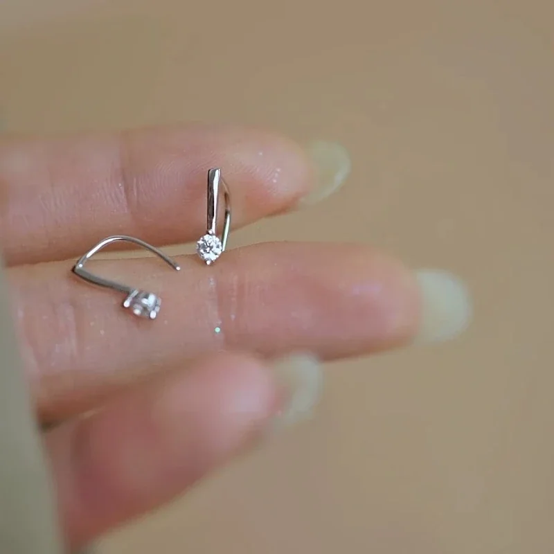 Sleek 925 sterling silver Bar Hook Round Stone Earrings
