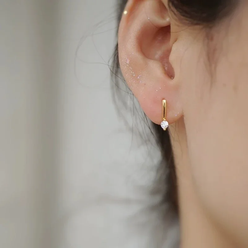 Sleek 925 sterling silver Bar Hook Round Stone Earrings