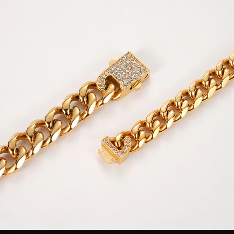 Polished Curb Chain Pavé Clasp Stainless Steel Bracelet