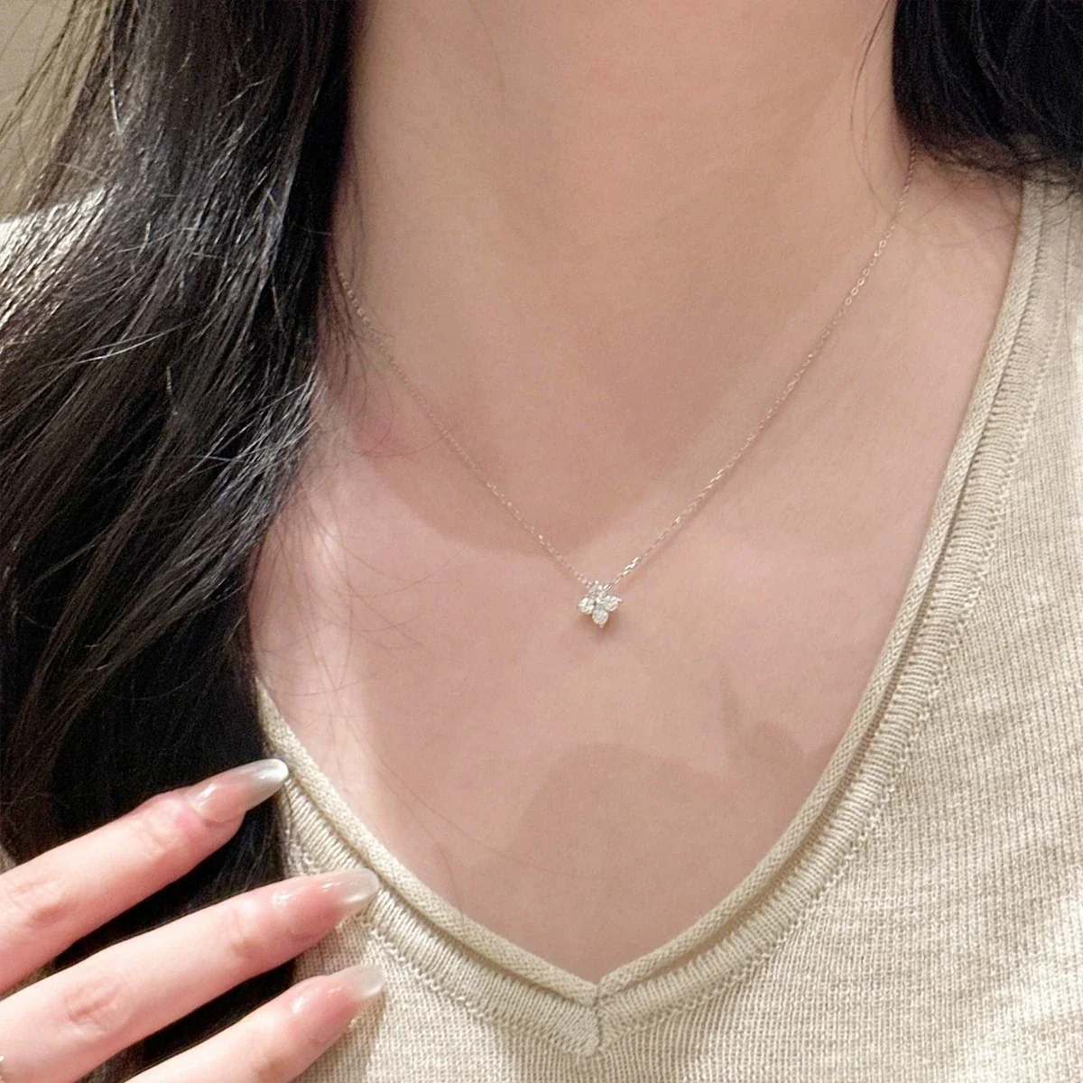 Petite Clover Round CZ 925 Sterling Silver Necklace