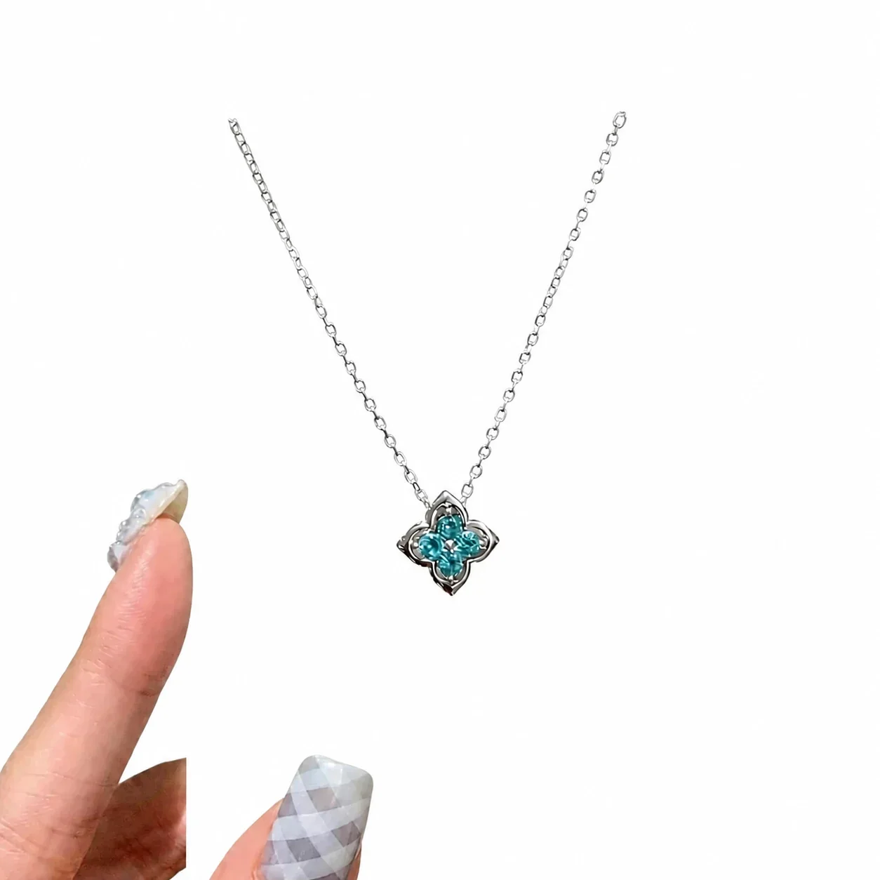 Dainty Silver-Plated Clover Frame Aqua Crystal Copper Necklace