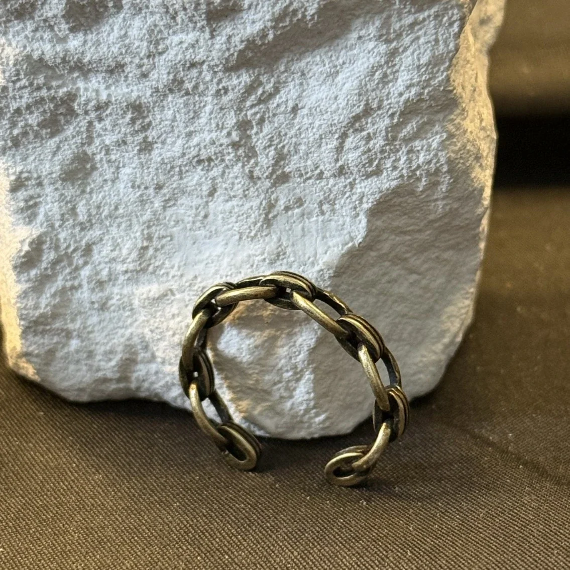 Antiqued Gold-Tone Copper Ribbed Oval-Link Open Ring