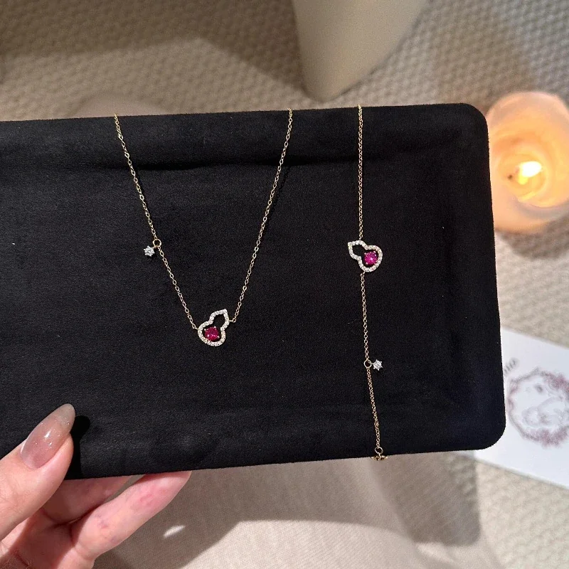 Radiant 925 Sterling Silver Gourd Pavé Pink CZ Necklace