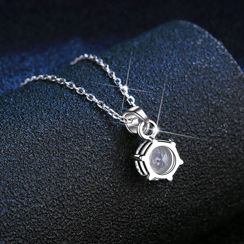 Delicate 925 Sterling Silver Six-Prong Round Pendant Necklace