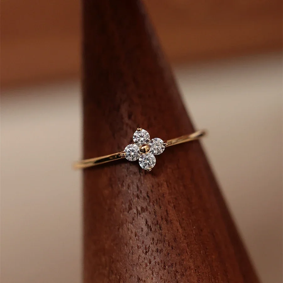Delicate 925 Sterling Silver Four-Stone Flower Ring