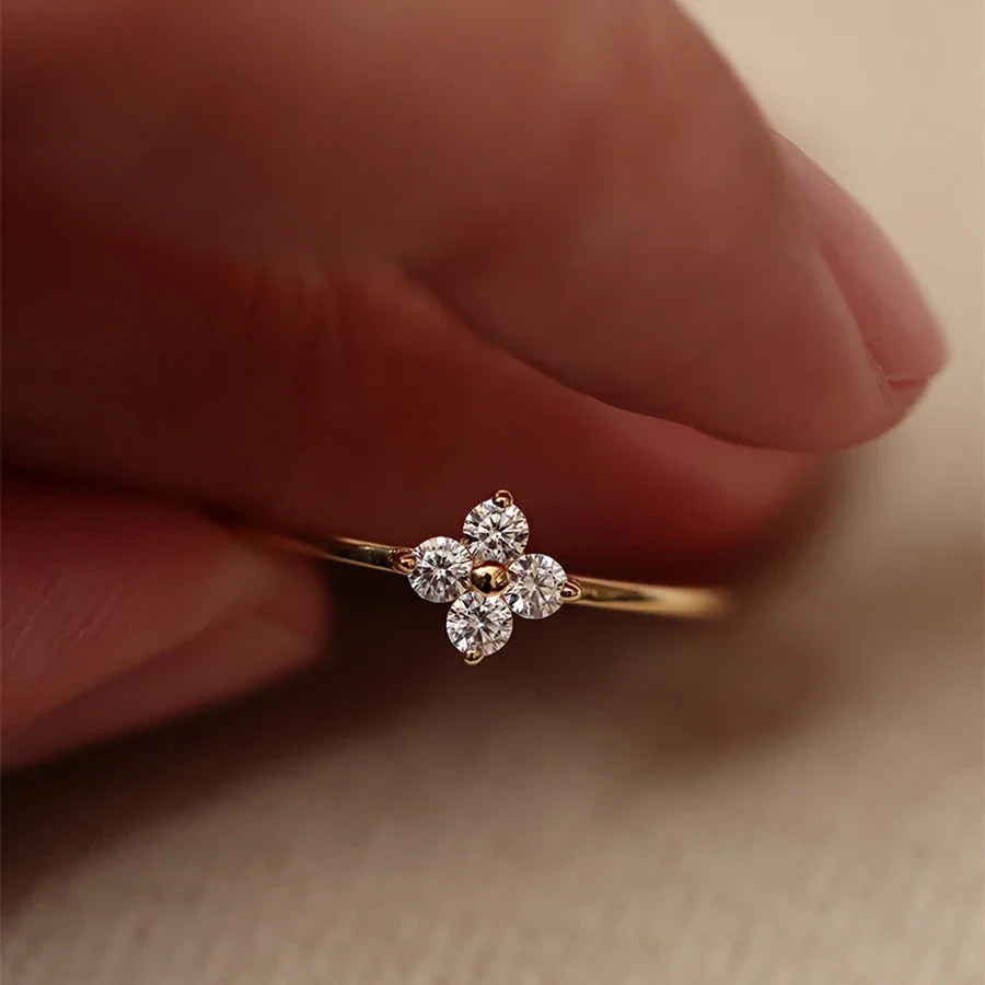 Delicate 925 Sterling Silver Four-Stone Flower Ring