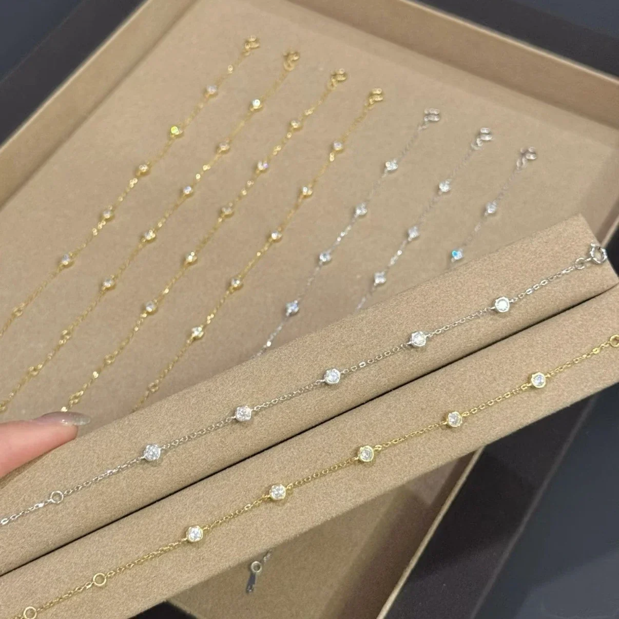 Delicate 925 Sterling Silver Five-Stone Chain Bracelet