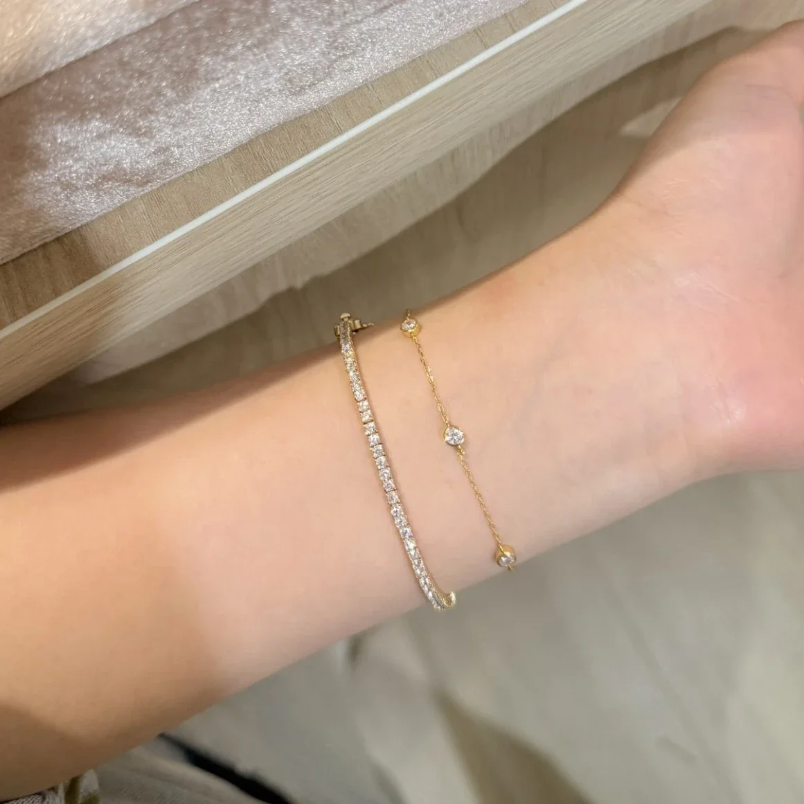 Delicate 925 Sterling Silver Five-Stone Chain Bracelet