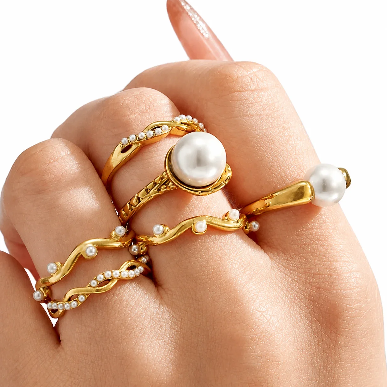 Sculptural Pearl-Effect Wave Gold-Plated Stainless Steel Ring