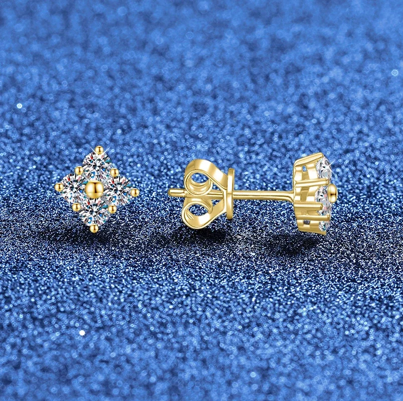 Petite Clover 925 Sterling Silver Round Moissanite Stud Earrings