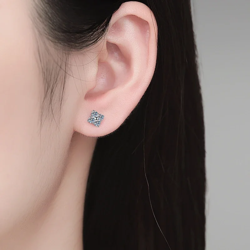 Petite Clover 925 Sterling Silver Round Moissanite Stud Earrings