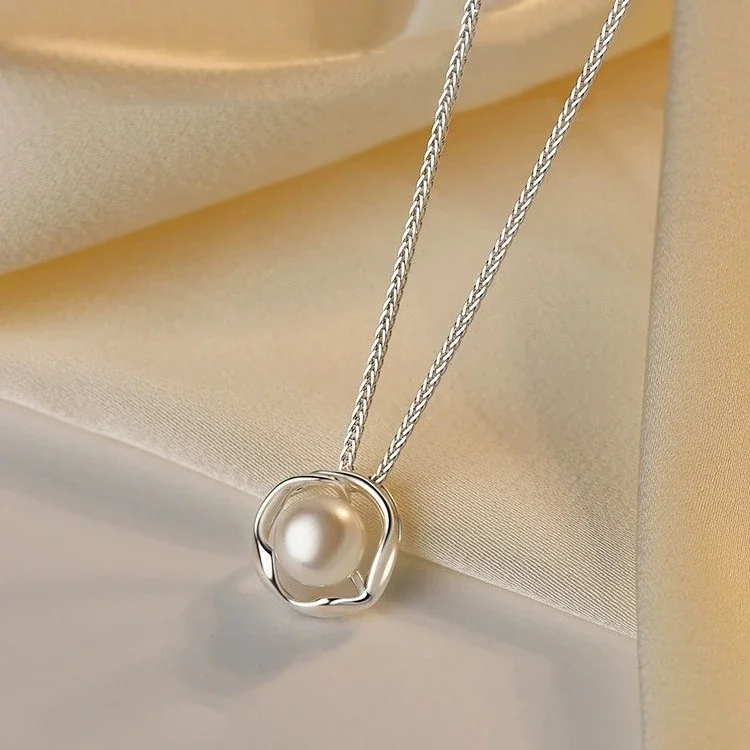 Fluid 925 Sterling Silver Pearl Wavy Frame Necklace