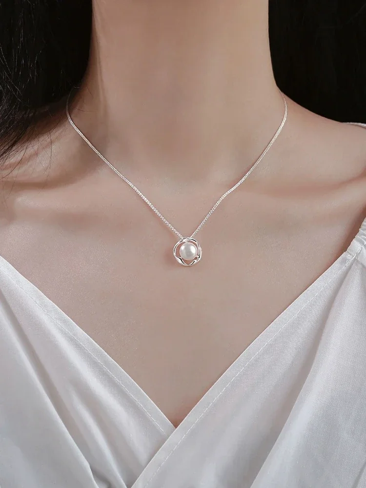 Fluid 925 Sterling Silver Pearl Wavy Frame Necklace - Silver