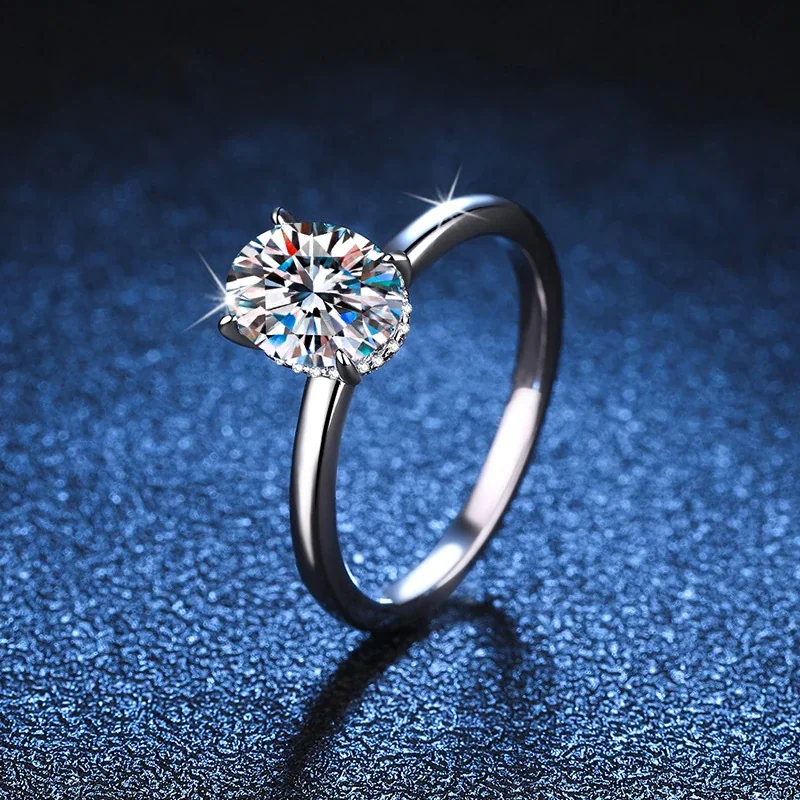 Refined Round Prong-Set Solitaire 925 Sterling Silver Ring